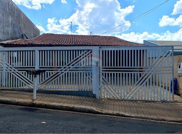 100 Rua da Saudade, Guapiaçu, São Paulo 15110000
