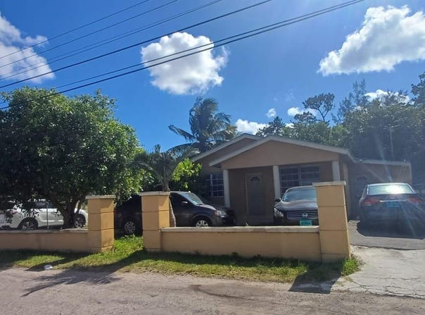 CARMICHAEL BREEZES HOME, New Providence/Paradise Island, 