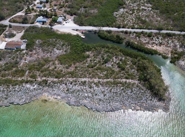 4 ACRES IN DOCTOR'S CREEK, Long Island, 