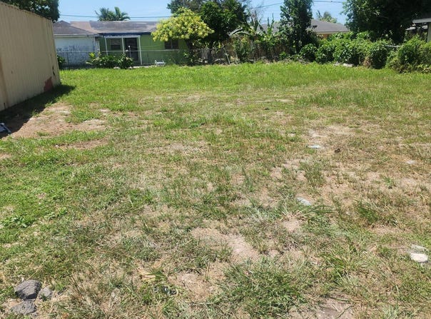 BAMBOO BOULEVARD, New Providence/Paradise Island, 
