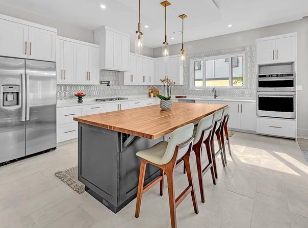 SANFORD DRIVE unit: 15Balmoral, New Providence/Paradise Island, 
