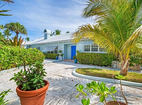 WATER'S EDGE, New Providence/Paradise Island, 