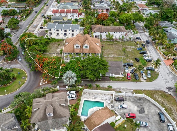 WESTWARD VILLAS, W BAY ST, New Providence/Paradise Island, 