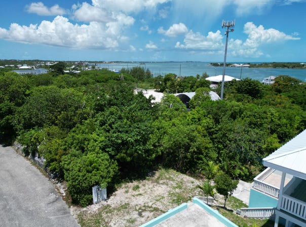 37 SUNRISE BAY, Abaco, 