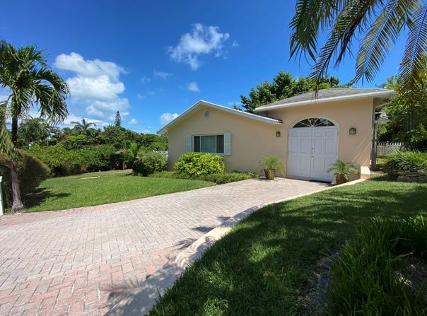 3M7W+CPQ, Eastern Rd, Nassau, The Bahamas, Eastern Road, New Providence