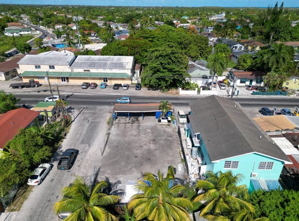 EAST STREET SOUTH, JOANS, New Providence/Paradise Island, 