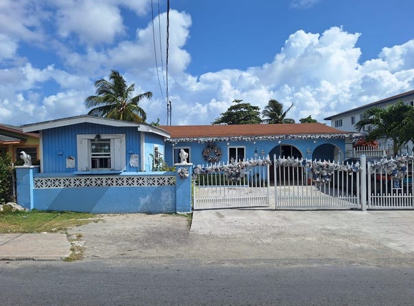 ALEXANDRIA BLVD TRIPLEX, New Providence/Paradise Island, 