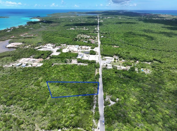 Queens Highway, Palmetto Point, Central Eleuthera