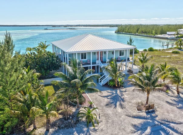 TURTLE PASS, TREASURE CAY, Abaco, Central Abaco