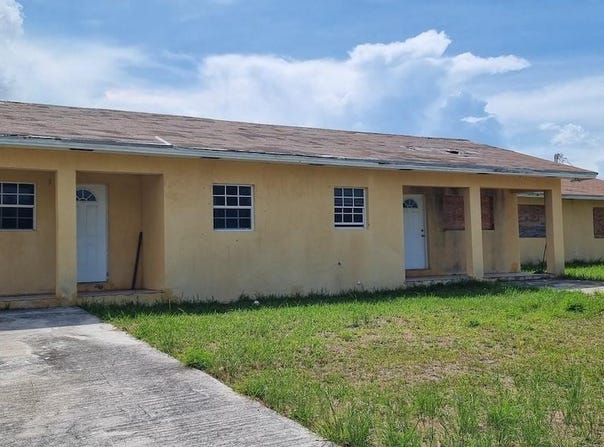2 EAST PINE STREET, Grand Bahama/Freeport, 