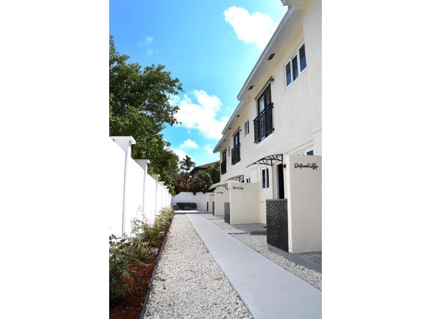 CASA ROSADA, CABLE BEACH unit: 2, New Providence/Paradise Island, 