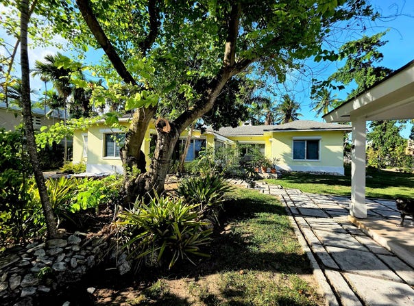 WINDSOR AVENUE, New Providence/Paradise Island, 