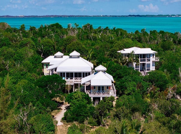 DILLY BAY, Abaco, 