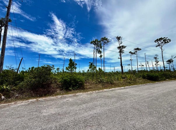 SHANNON LOT, Grand Bahama/Freeport, 