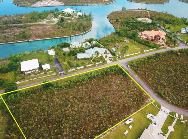 4 BAHAMAS DRIVE, FREEPORT,, Grand Bahama/Freeport, 