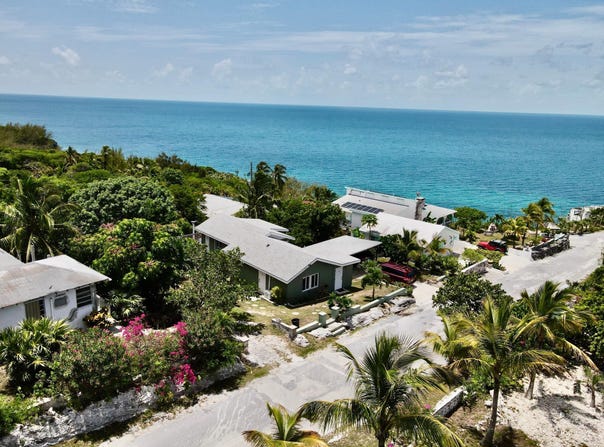 OCEANVIEW TRIPLEX GOV HAR, Eleuthera, Eleuthera