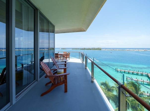 BAY STREET unit: # 711, New Providence/Paradise Island, 