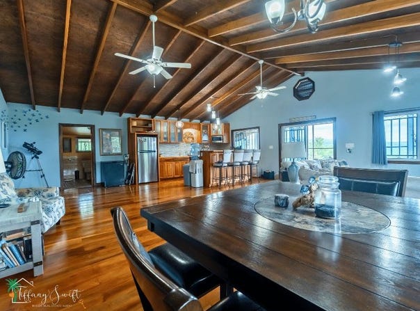 #4221 – Luna Vista – Stunning Three Bedroom Home with Incredible Views near San Ignacio Town, Cayo District, Belize, San Ignacio, Cayo District, San Ignacio, Cayo District