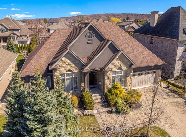 7 Sandalwood Crescent, Niagara-on-the-Lake, Ontario L0S1P0