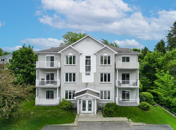 321 Rue Pierre-Saindon, Rimouski, Quebec G5L9A7