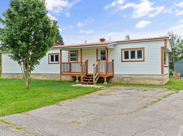 1260 4e Avenue, Ormstown, QC J0S1K0, CA, Ormstown, Quebec J0S1K0