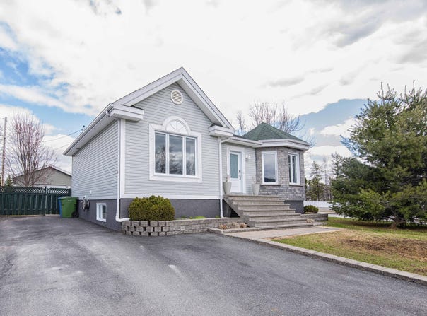 1942 Rue Morin, Val-d'Or, Quebec J9P6W1