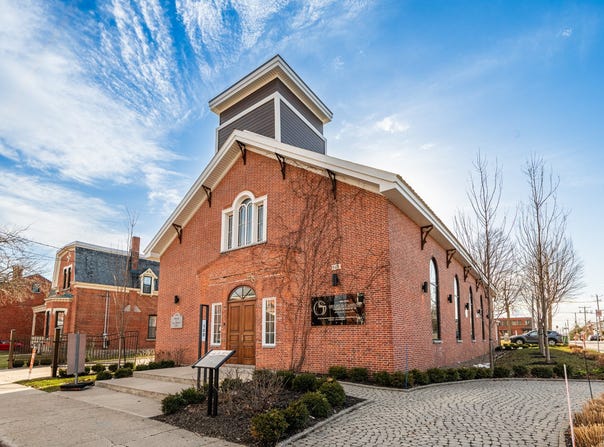 148 Rue Jacques-Cartier N., Saint-Jean-sur-Richelieu, Quebec J3B 6S6