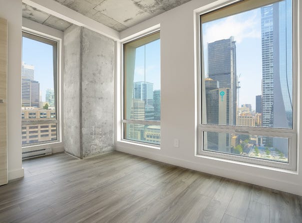 900 Rue St-Jacques, Montréal, Quebec H3C1A5