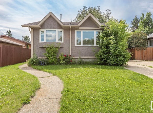 4507 19 AV NW, Edmonton, Alberta T6L2S9