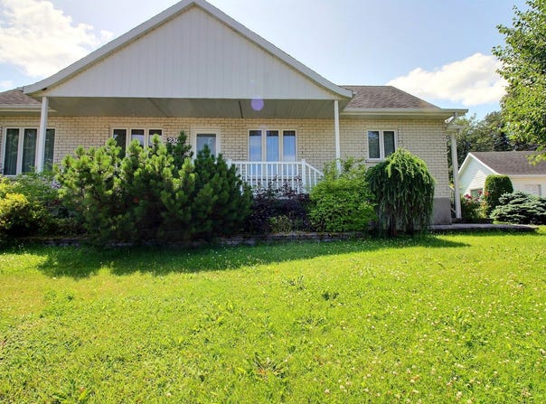 2300 Rue Burma, Jonquière, QC G7S5R6, CA, Jonquière, Quebec G7S5R6