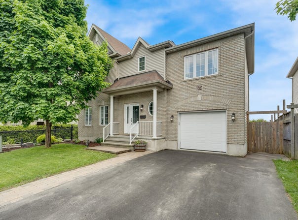 353 Rue des Framboisiers, Aylmer, QC J9J0H5, CA, Aylmer, Quebec J9J0H5