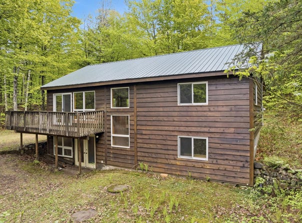 84 Ch. du Camp, Val-des-Monts, Quebec J8N6A7