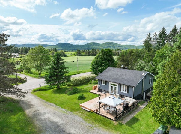 3170 Route des Tulipes, La Conception, Quebec J0T 1M0
