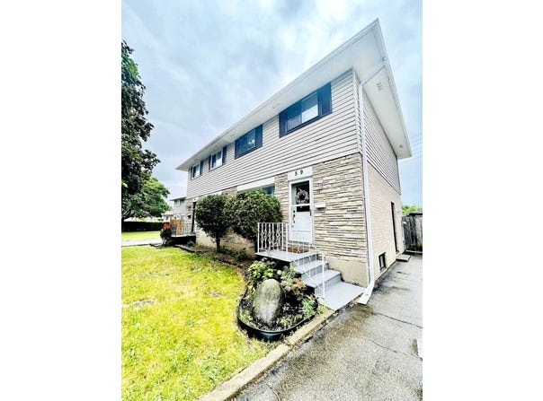 59 Winter Avenue, Cambridge, Ontario N1R5Z7