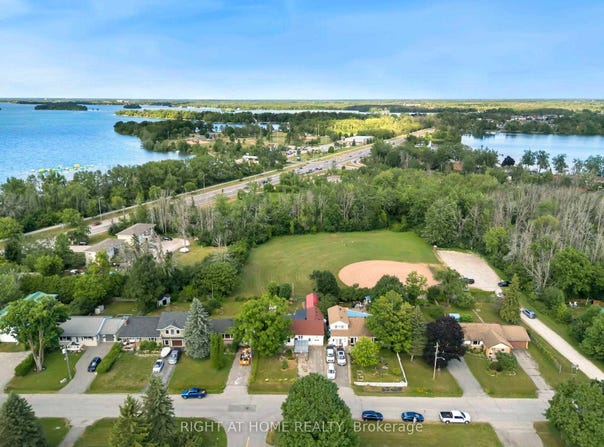 392 Bayview Parkway, Orillia, Ontario L3V3Y2