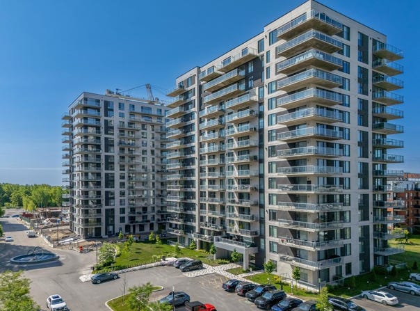 3671 Av. Jean-Béraud, Laval, Quebec H7T