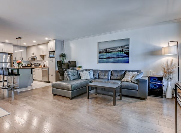 550 Rue de Périgueux, Chomedey, QC H7N6K3, CA, Chomedey, Quebec H7N6K3