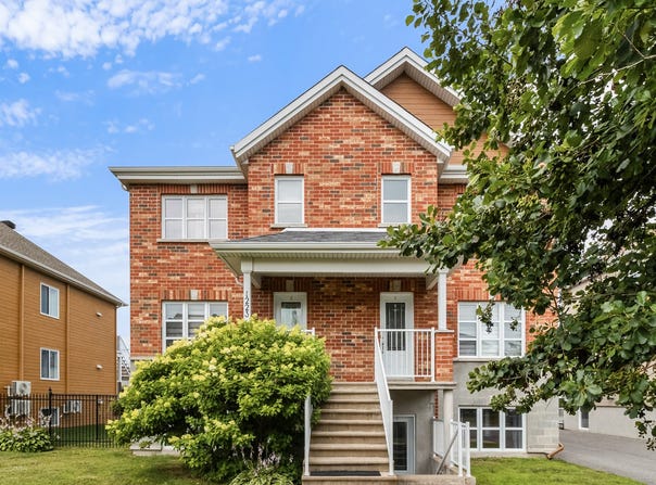 1223 Rue des Montérégiennes, Repentigny, QC J5Y0H7, CA, Repentigny, Quebec J5Y0H7