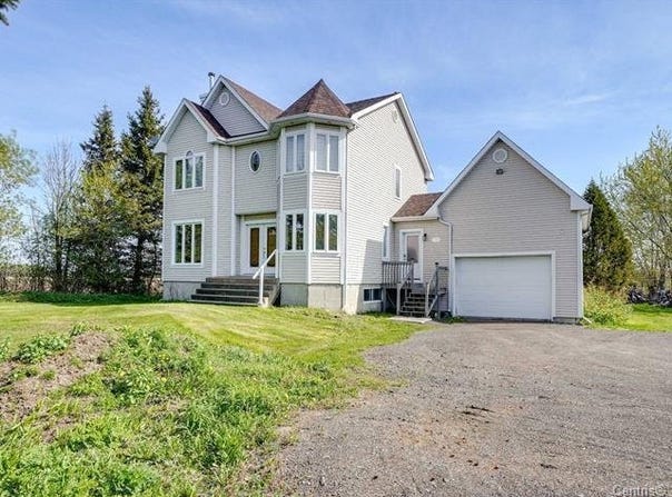 10675Z Rg Ste-Henriette, Mirabel, QC J7N1Z8, CA, Mirabel, Quebec J7N1Z8