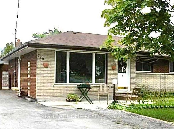 220 King Street, Kawartha Lakes, Ontario K0M2T0