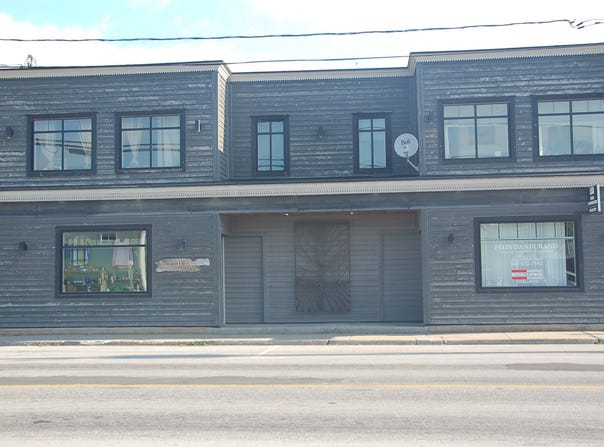 104-104C Rue Principale, Bedford - Ville, QC J0J1A0, CA, Bedford - Ville, Quebec J0J1A0