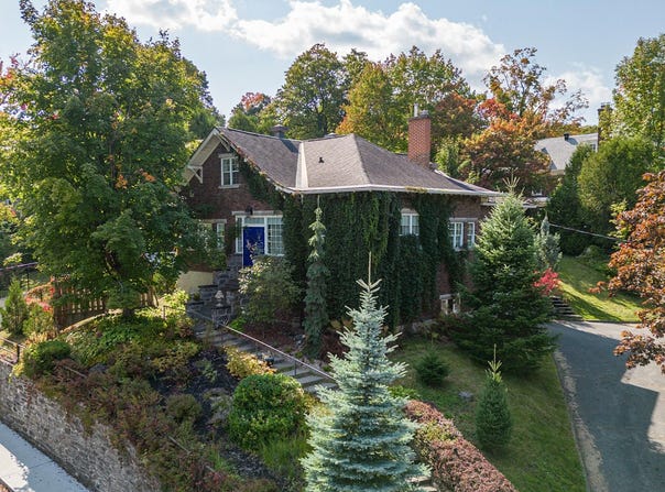 Rue de Vimy, Sherbrooke, Quebec J1J 3M6