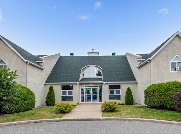 309 Rue du Carmel, Repentigny, QC J5Y3Y3, CA, Repentigny, Quebec J5Y3Y3