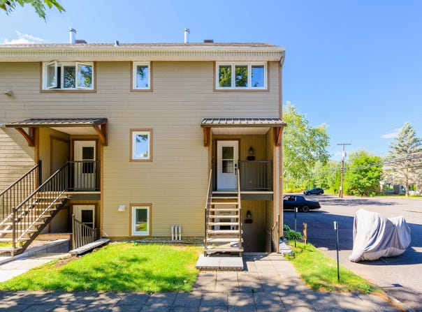 2 Boul. Bélanger, Beaupré, Quebec G0A1E0