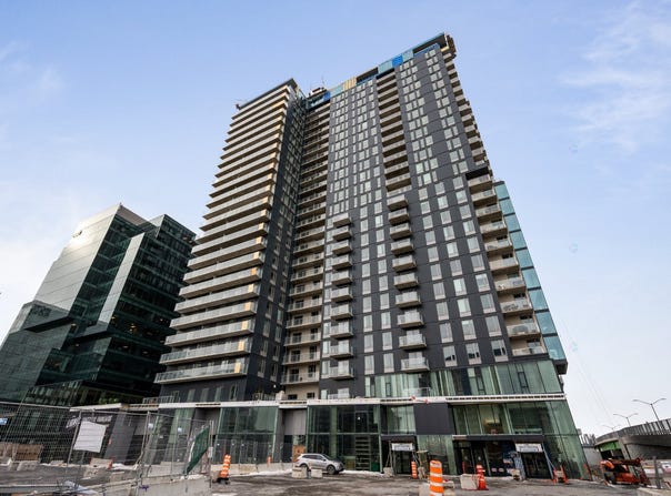 60 Rue de lÉclipse 1607, Brossard, Quebec J4Z 0T8