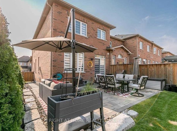 86 Selby Crescent, Bradford West Gwillimbury, Ontario L3Z0V3