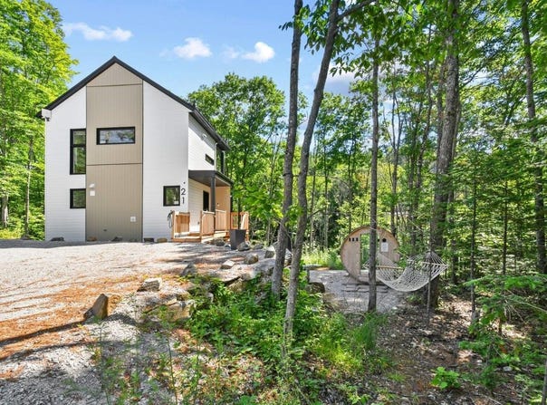 152 Rue du Sommet, Sainte-Béatrix, QC J7K0Y1, CA, Sainte-Béatrix, Quebec J7K0Y1