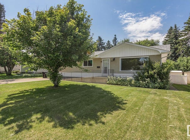 101 PINE, Sherwood Park, Alberta T8A1G9