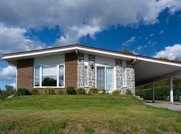 410 Boul. Des Ruisseaux, Mont-Laurier, Quebec J9L0S6