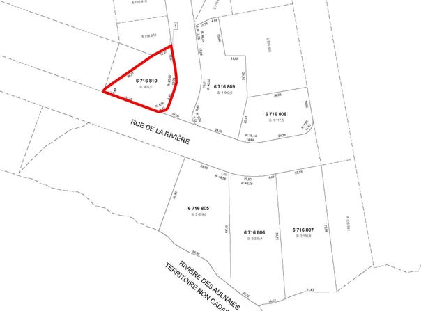 6 Rue de la Rivière, Saint-Ambroise, Quebec G7P2C4